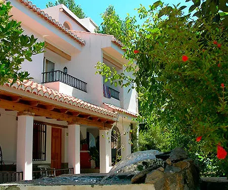 Alcadima Hotell