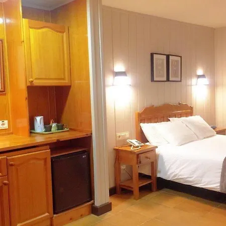 Hotel Alcadima