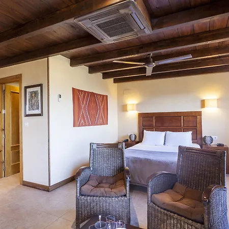 Alcadima Hotel 3*